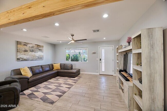 Foto del edificio - 7319 E Roosevelt St