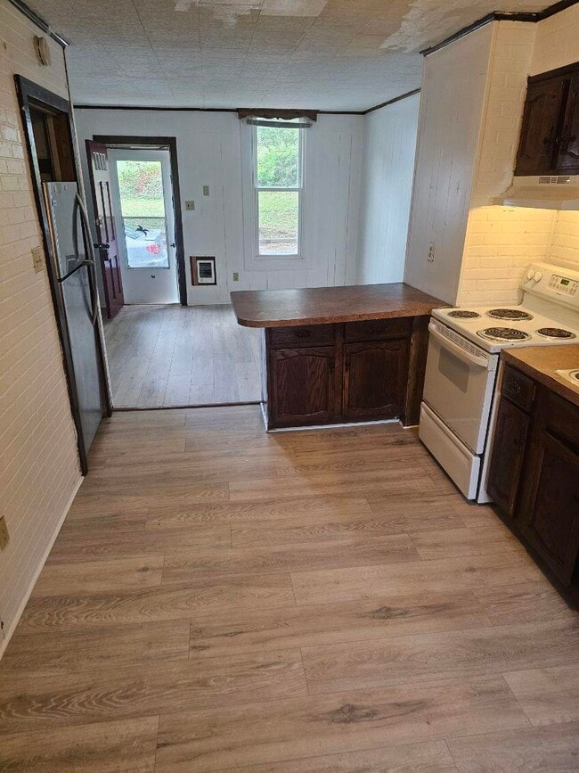 Building Photo - 2039 Kensington St