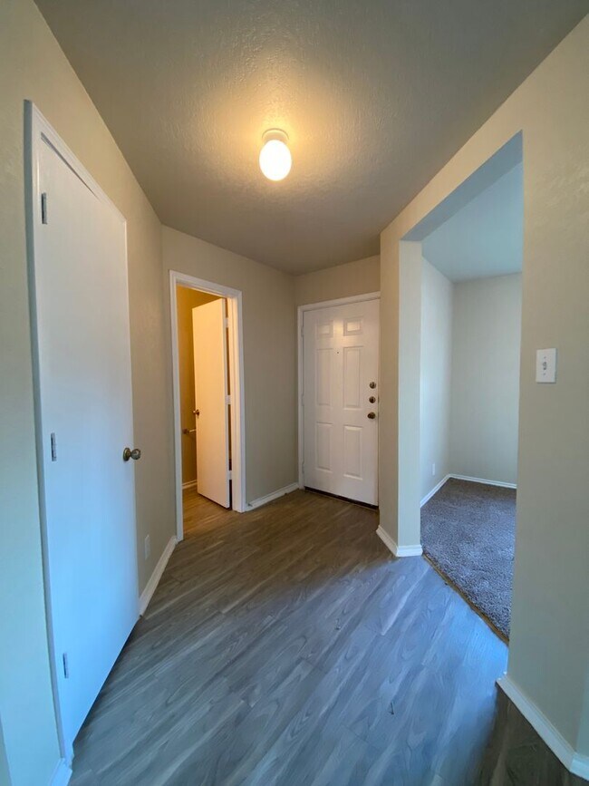 Foto del edificio - CEDAR GROVE