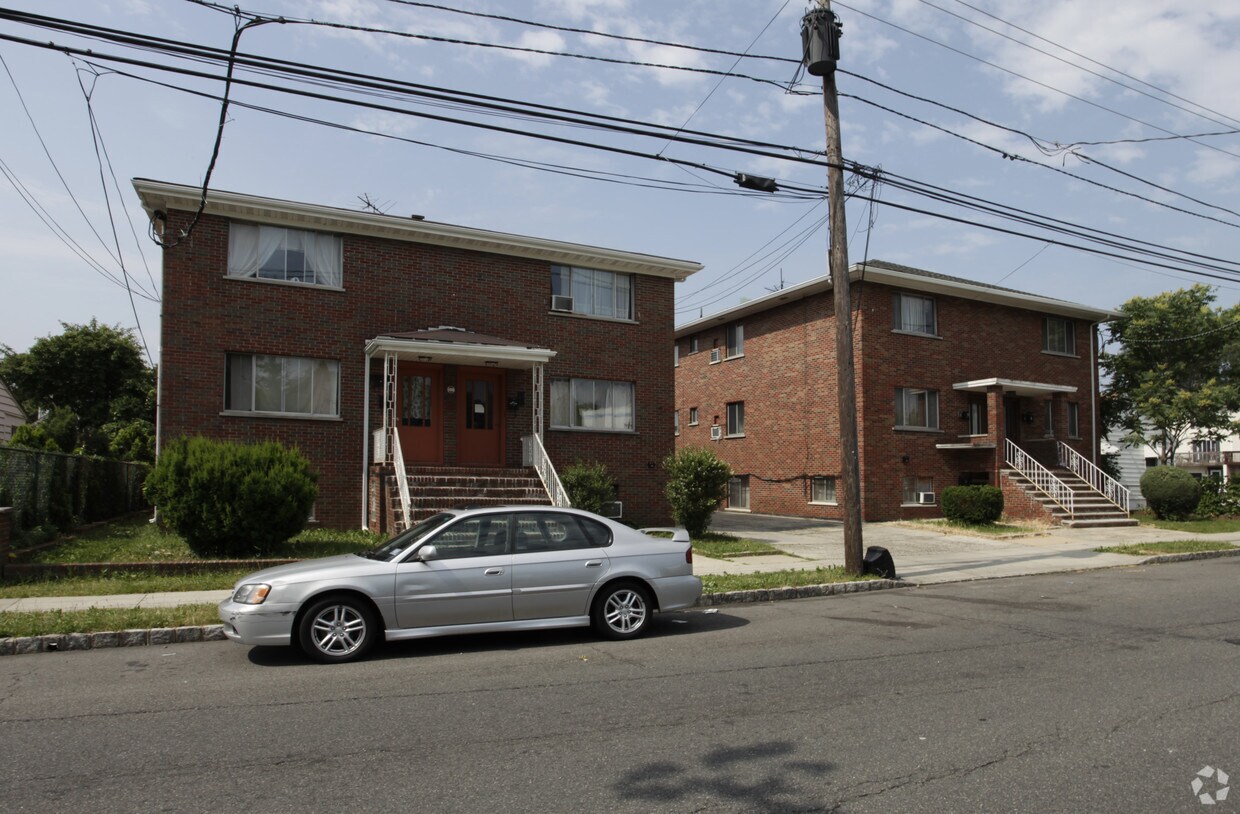 Foto principal - 485-489 Fayette St
