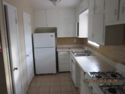 Foto del edificio - Room in Apartment on Allen Dr