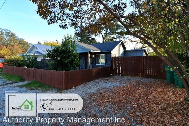 Building Photo - 2 br, 1 bath House - 4670 Meade St