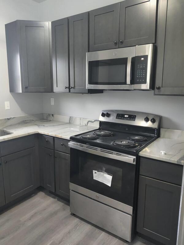 Building Photo - 2334 N Beechwood St