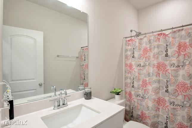 Foto del edificio - 5 br, 3 bath House - 1451 Japonica Alley