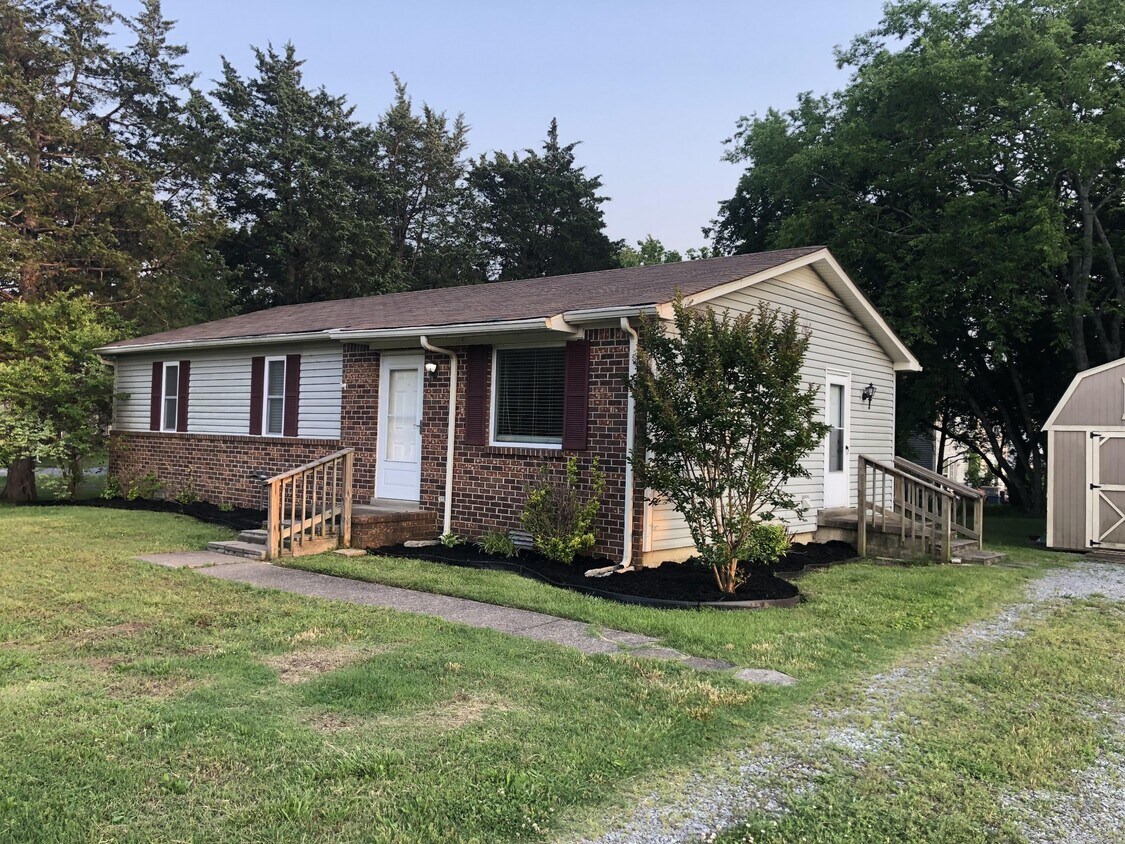 130 Holloway Dr, Lebanon, TN 37087 House Rental in Lebanon, TN