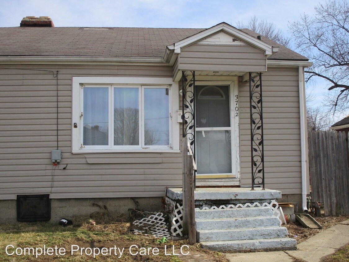 Primary Photo - 1101 E 37th St
