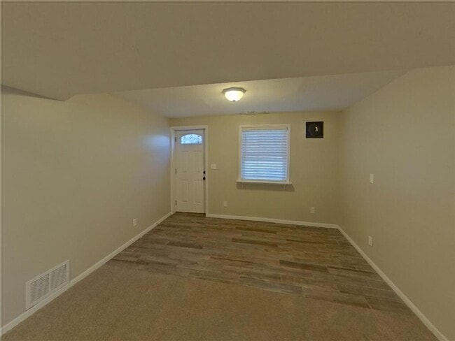 Foto del edificio - 16377 Duluth Ave SE