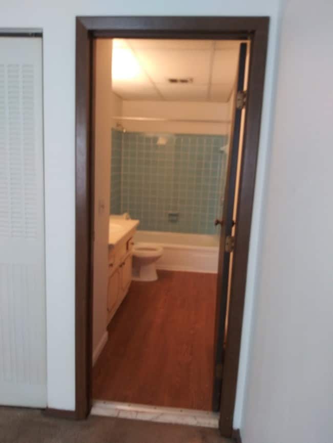 Building Photo - 4912 Douglas #12