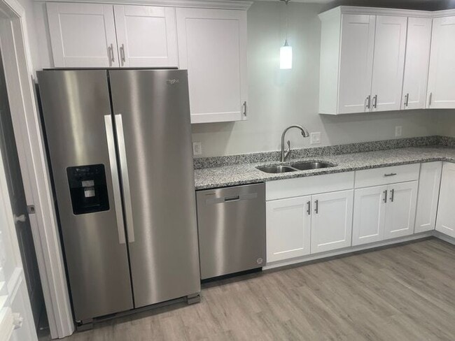 Photo - PRIEST LAKE One Level Home with Fenced Bac...