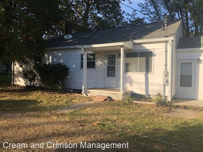 Building Photo - 2 br, 1 bath House - 3942 W Stoutes Creek