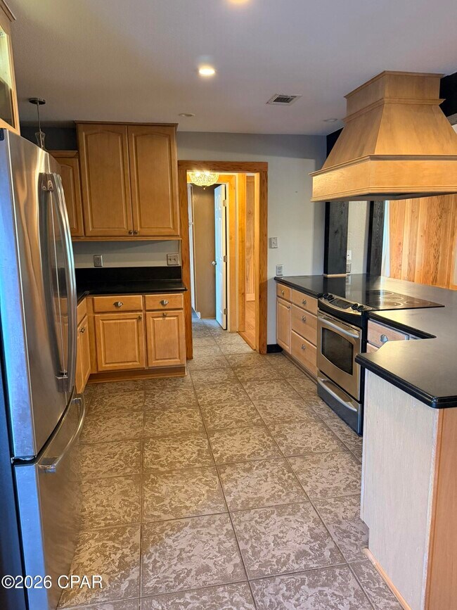 Foto del edificio - 332 Harvard Blvd