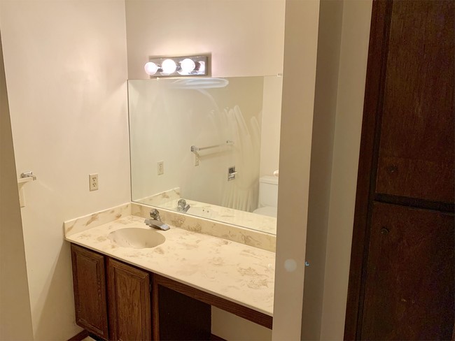 Foto del edificio - 1506 N Maybelle St