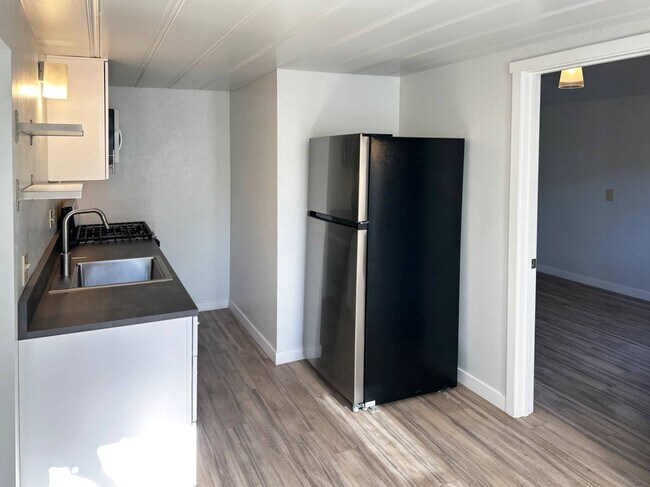 Foto del edificio - 848 3rd St