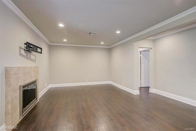 Foto del edificio - 3 br, 2 bath House - 6515 Baird Ave