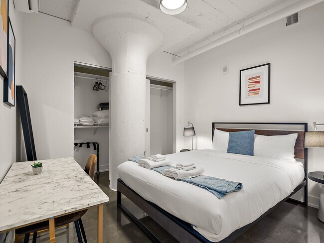 Foto del edificio - 608 N 3rd St