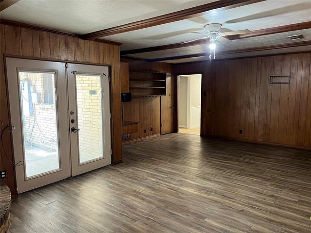 Building Photo - 513 Stewart Ln