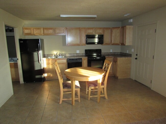 Building Photo - 16588 Hunters Ridge Ln