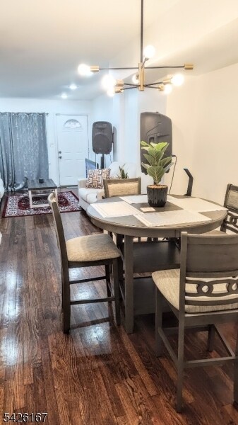 Foto del edificio - 8 Van Nostrand Ave