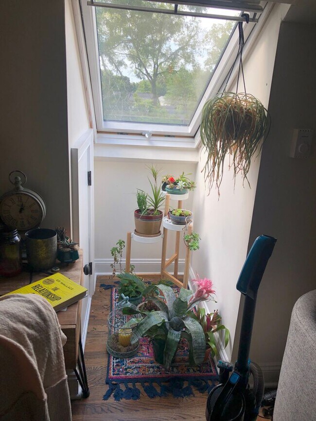 Photo - Luxurious 1 Bed / 1 Bath Haven with a Serene Deck & Elegant Hardwood Floors - Prime Location in V... Apartment