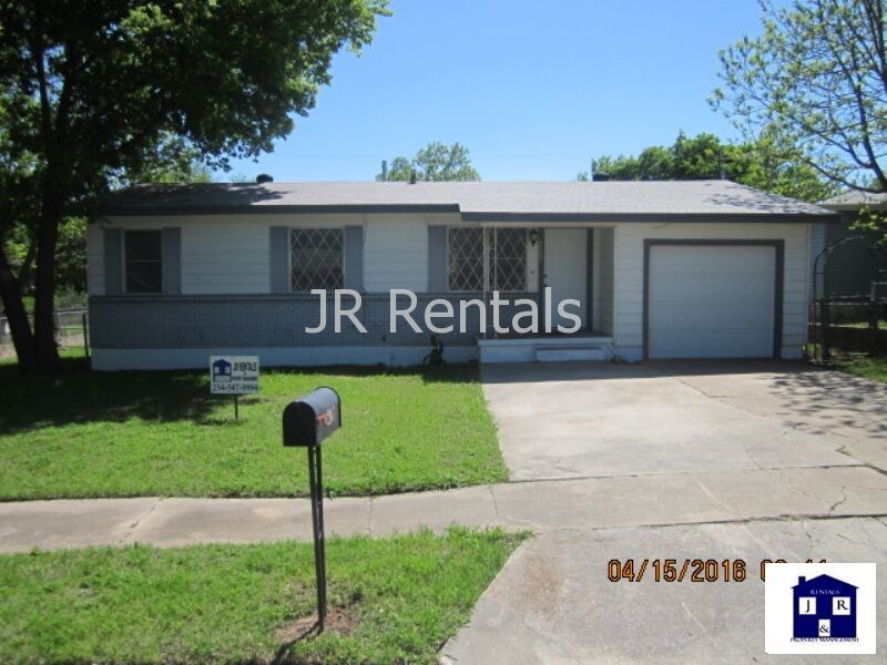 Foto principal - 2107 Brantley Ave