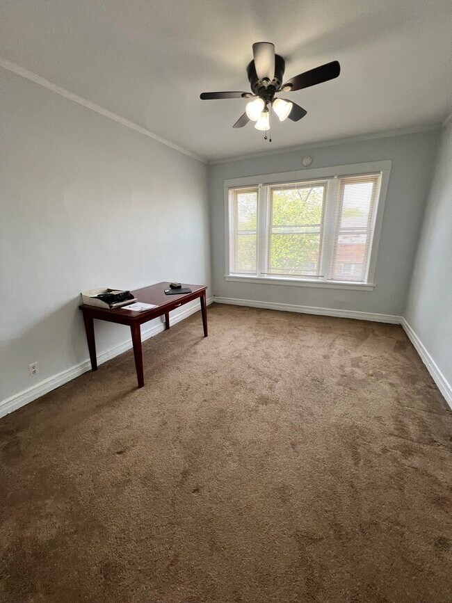 Foto del edificio - 2757 N Monticello Ave