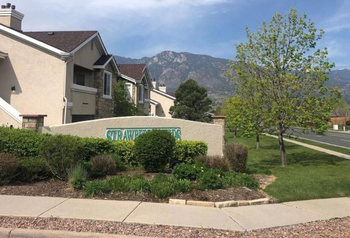 3875 Hill Rd Unit E, Colorado Springs, CO 80906 Condo for Rent in
