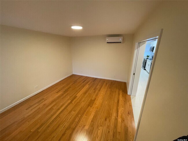 Foto del edificio - 21-16 37th St