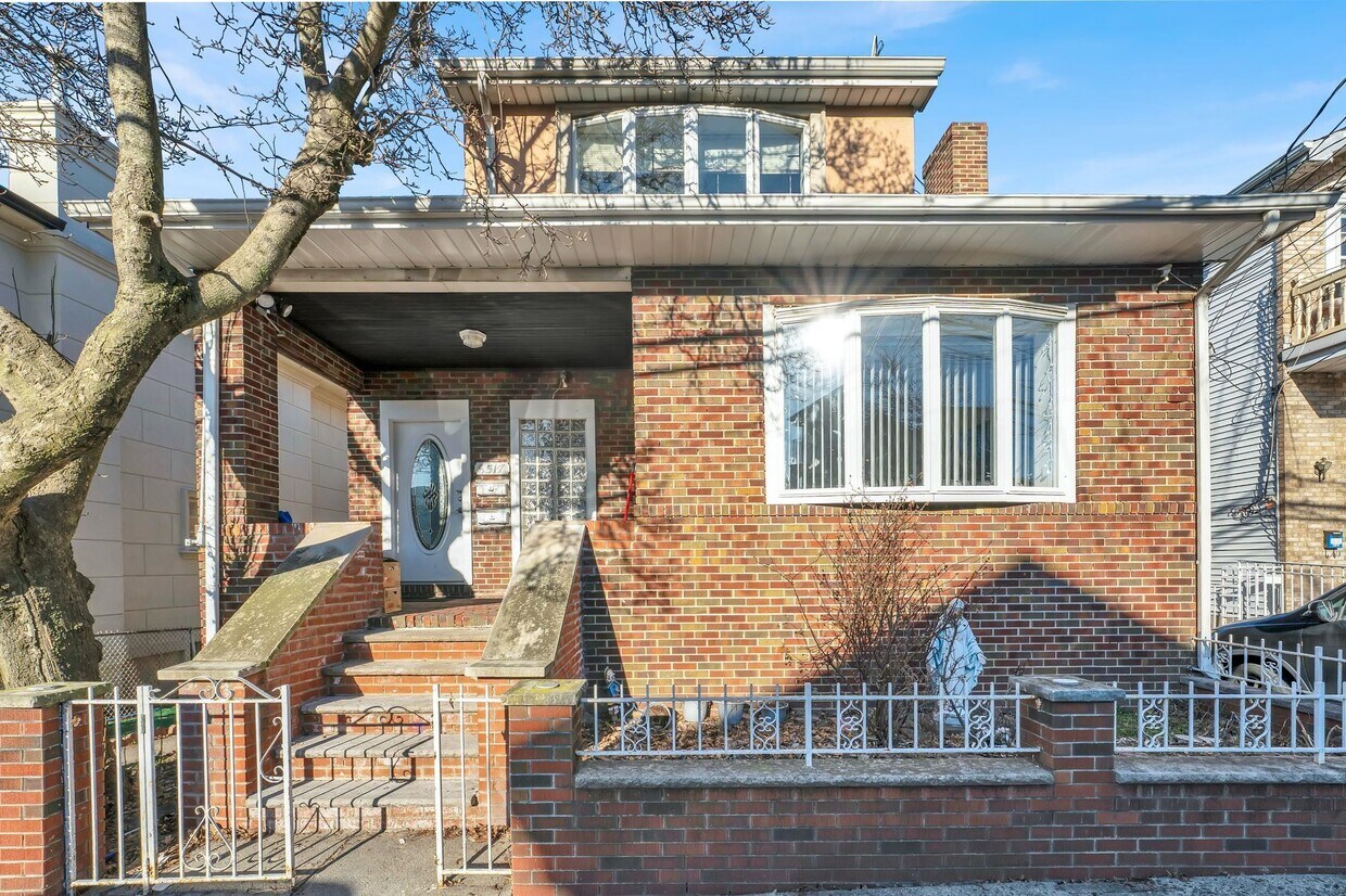 Foto principal - 6517 Durham Ave
