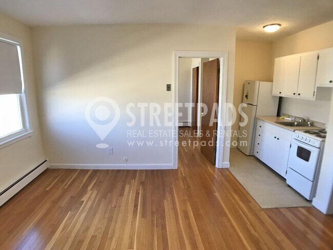 Building Photo - 1 bedroom in Boston MA 02135