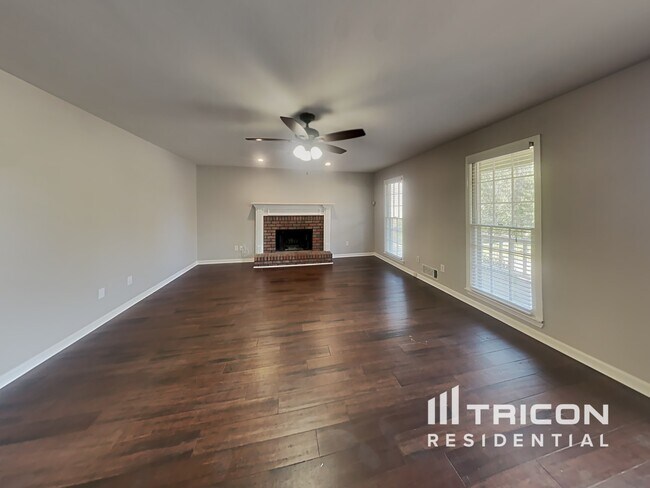 Foto del edificio - 579 Stratford Dr