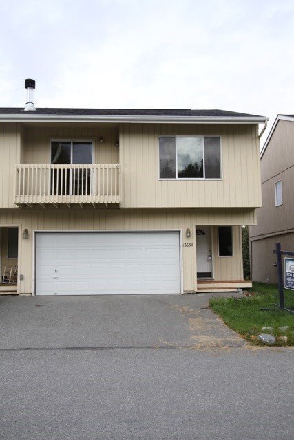 Foto principal - 3 Bedroom Eagle River Condo w/ Easy Highwa...