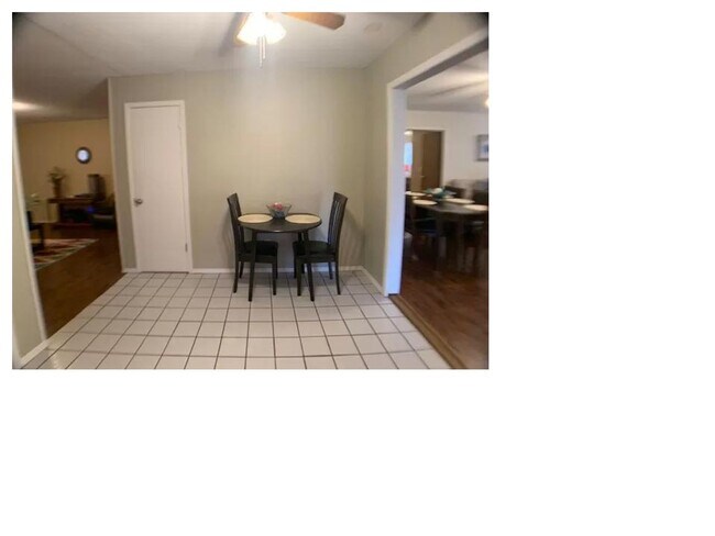 Foto del edificio - Edmond 4 bed home