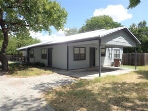 Building Photo - 603 Rosewood St