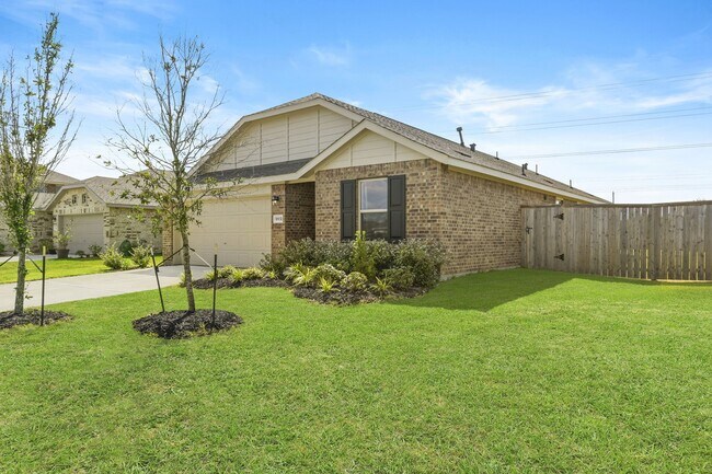 Building Photo - 9931 Cliffside Rdg