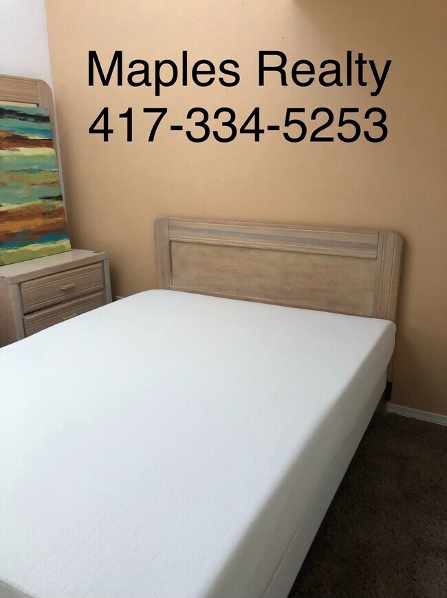 Foto del edificio - Branson MO 2 bed / 2 bath loft style condo with Lake Taneycomo view!