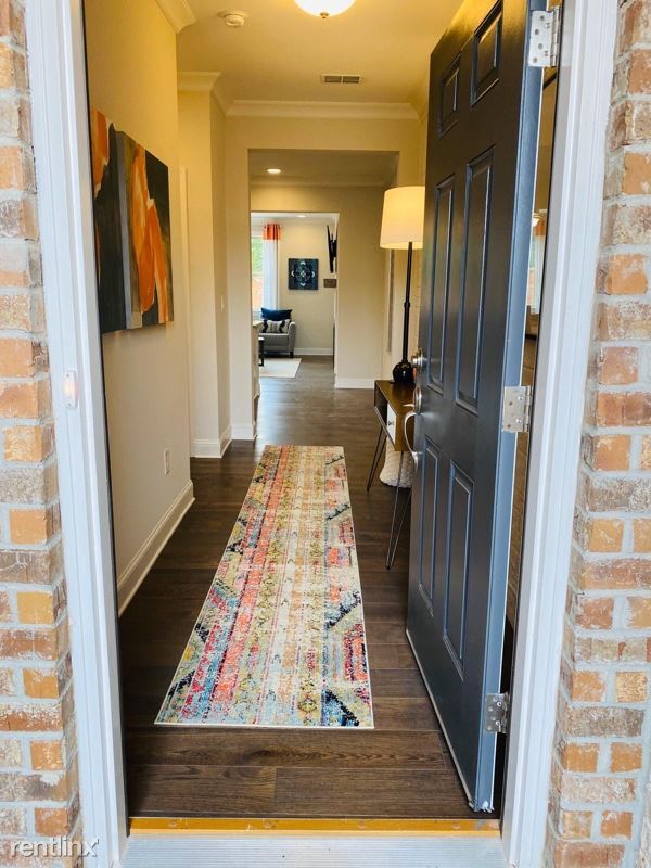 Foto del edificio - 3 br, 2.5 bath Townhome - 506 Brannon Rd