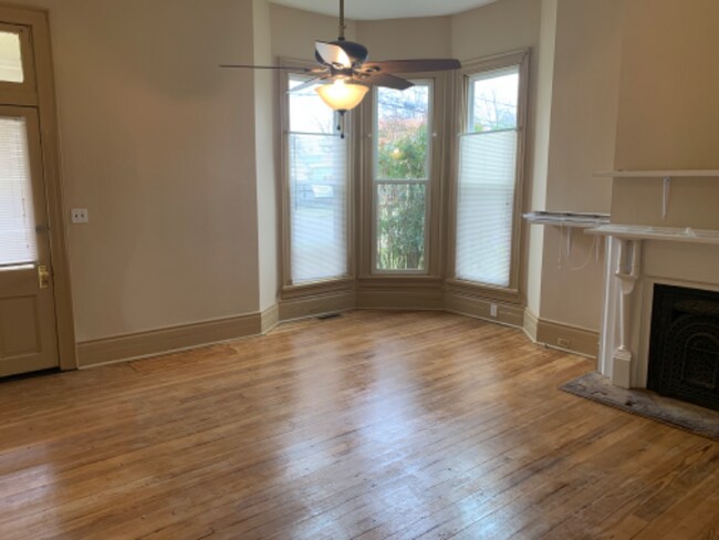 Foto del edificio - 322 N Maney