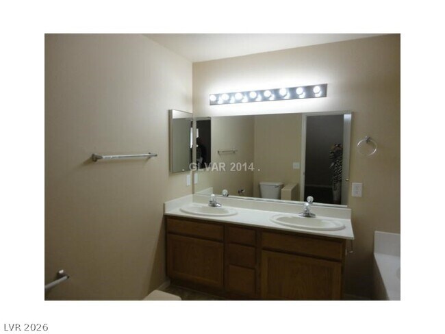 Foto del edificio - 5937 Coleman St