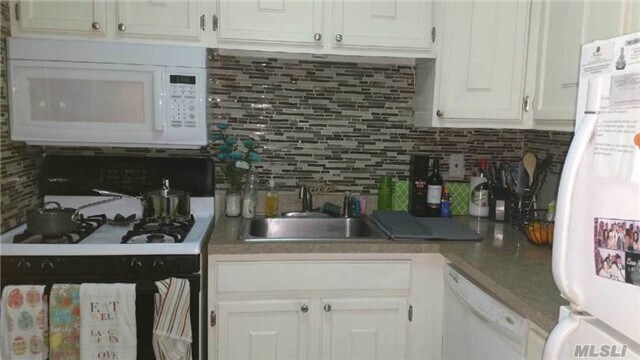 Foto del edificio - 11 Glen Hollow Dr