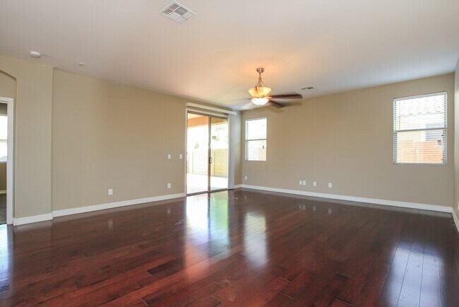 Foto del edificio - 2534 W Beverly Rd.