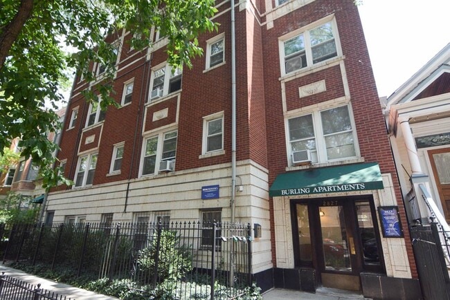 Building Photo - 2849 N Burling