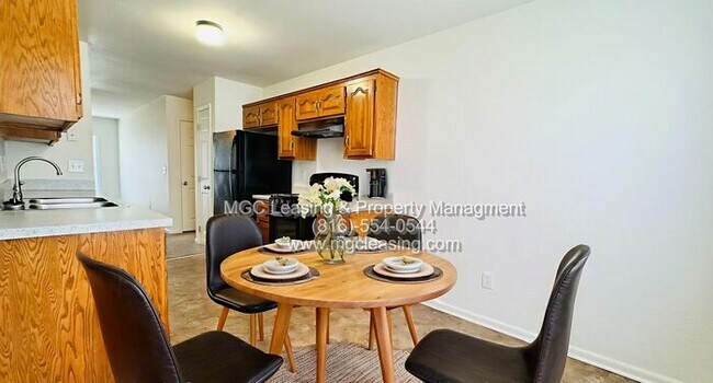 Foto del edificio - 3 bedroom Duplex with unique floor plan for rent in the Northland
