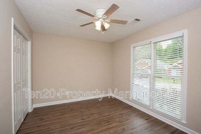 Building Photo - 3801 Holland Ct
