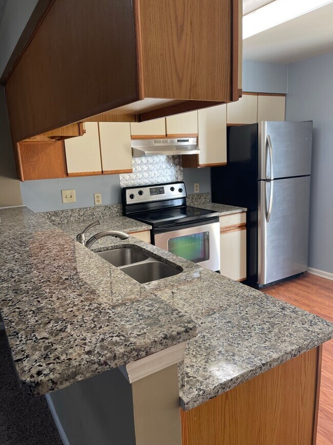 Foto del edificio - 4839 Station House Ln