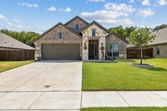 Building Photo - 121 Gardenia Dr