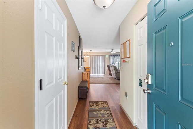 Building Photo - 3033 Seaview Castle Dr