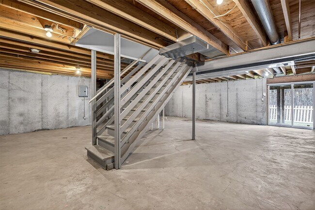 Building Photo - 10 Caleb Cir