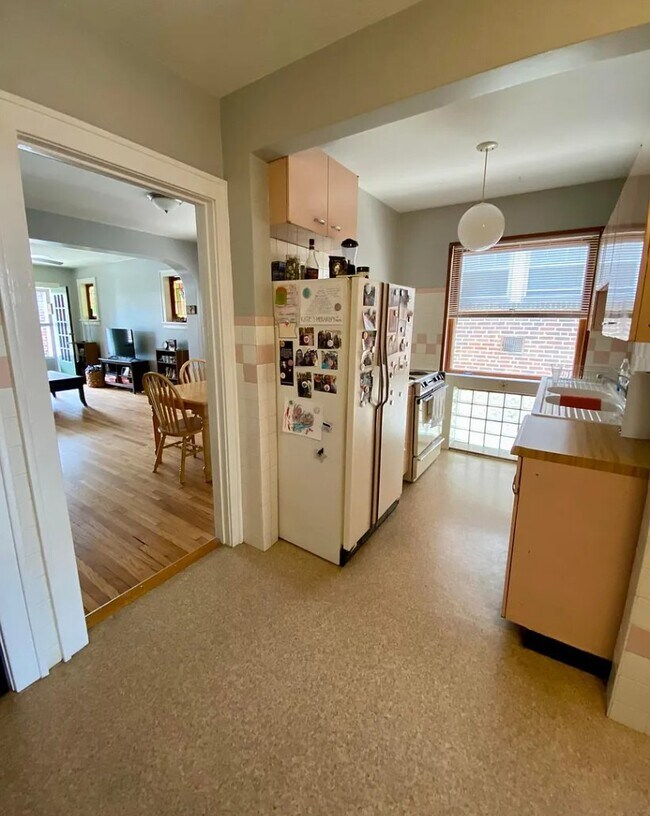 Foto del edificio - 4937-4939-4939 Winona Ave
