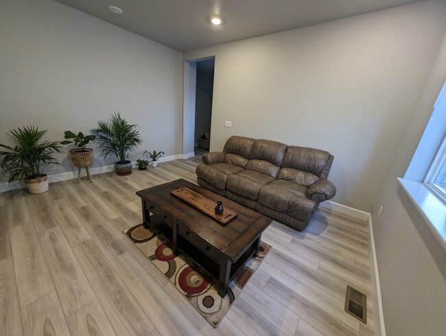 Building Photo - 3956 Red Valley Cir