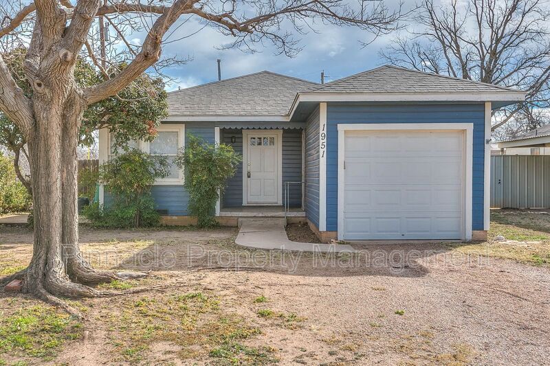 1951 Guadalupe St, San Angelo, TX 76901 House Rental in San Angelo